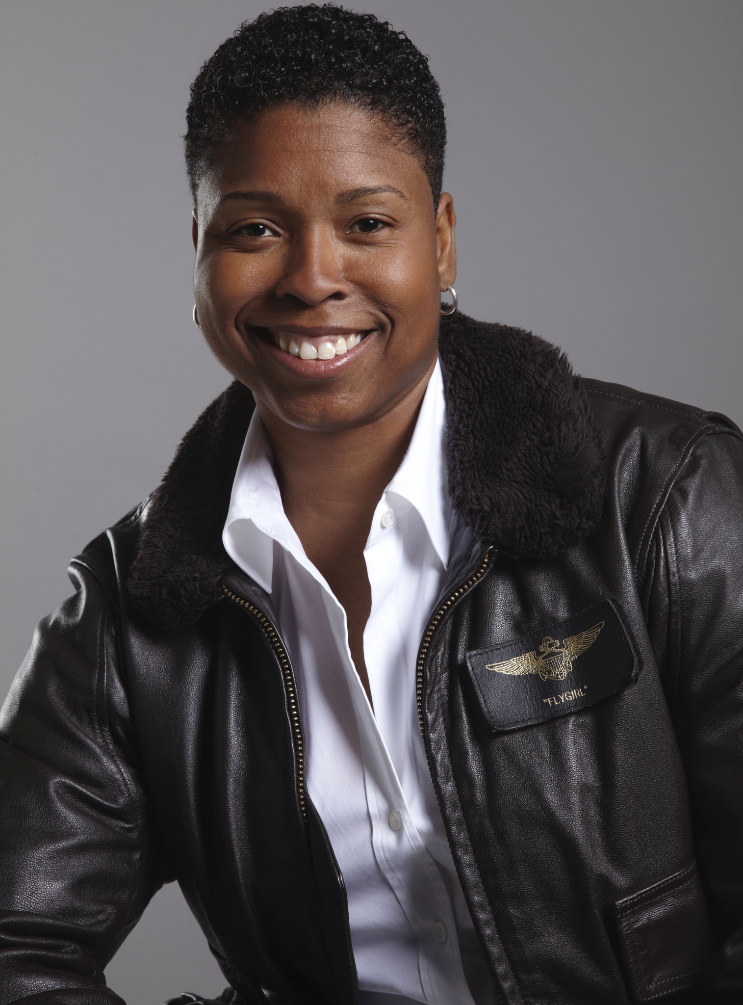 Vernice 'FlyGirl' Armour - keynote speaker - Global Speakers Bureau